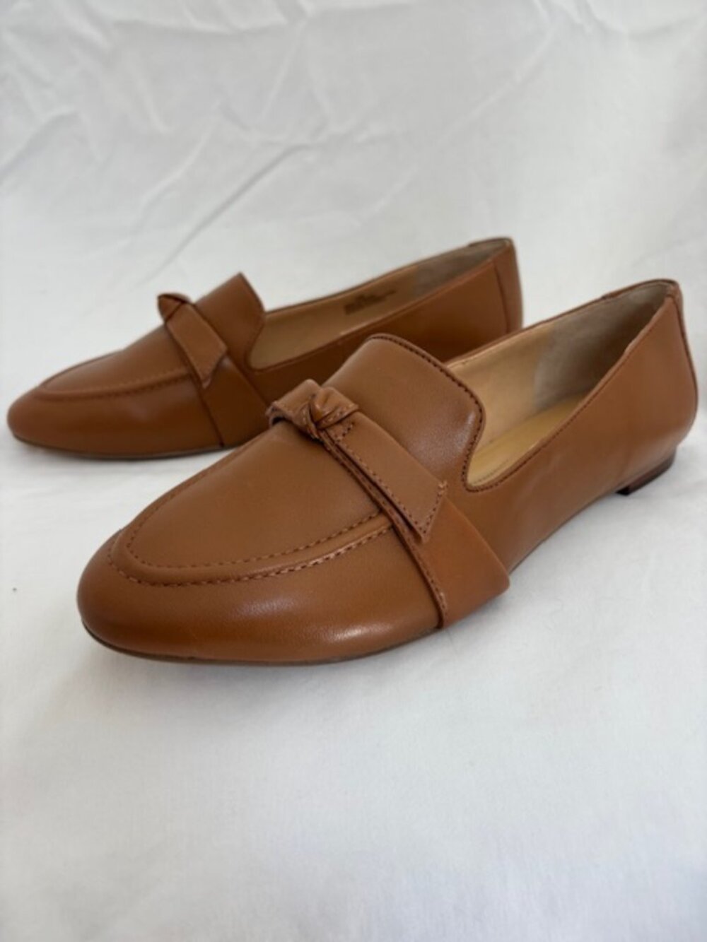 NWOB Talbots Tan Leather Ryan Bow Loafer Women's Size 10M